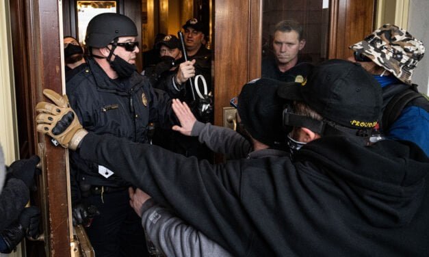 Capitol Police Knew About the Riot in Advance, Did Nothing