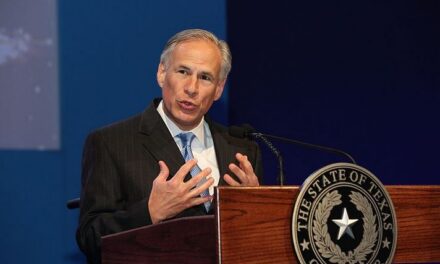 Texas Offers to Build Border Wall as Crisis Continues