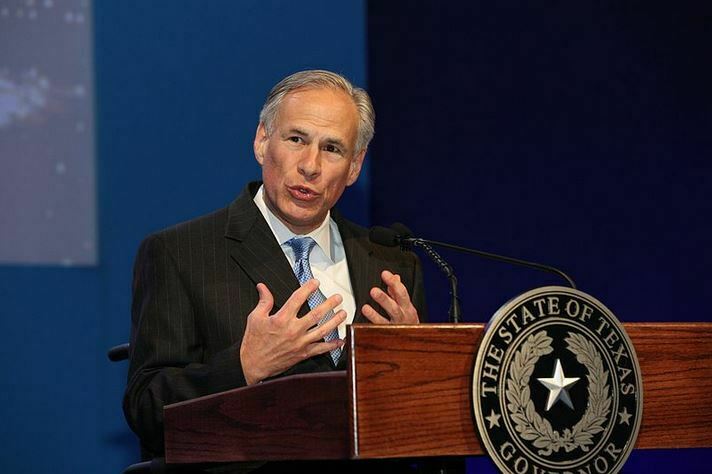 Texas Offers to Build Border Wall as Crisis Continues