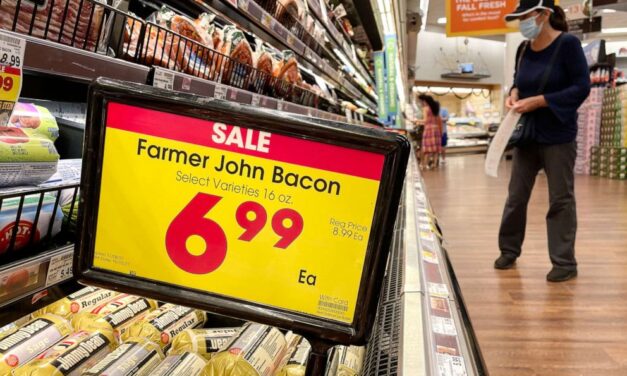 Inflation in US Hits Decades-High Record of 8.5% 