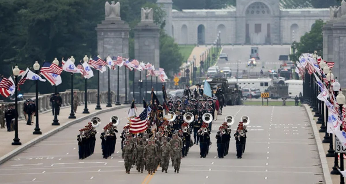 Horist:  I love a parade