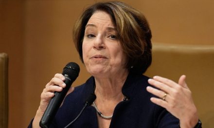 Klobuchar Launches Minnesota Gubernatorial Bid